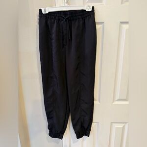 Zara High waist Black jogger Pants With Elastic Waist & Elastic Leg Cuffs Size M